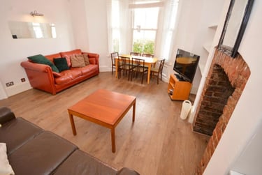 6 bed house, Mistletoe Road, Jesmond, Newcastle, NE22DX - Image 2